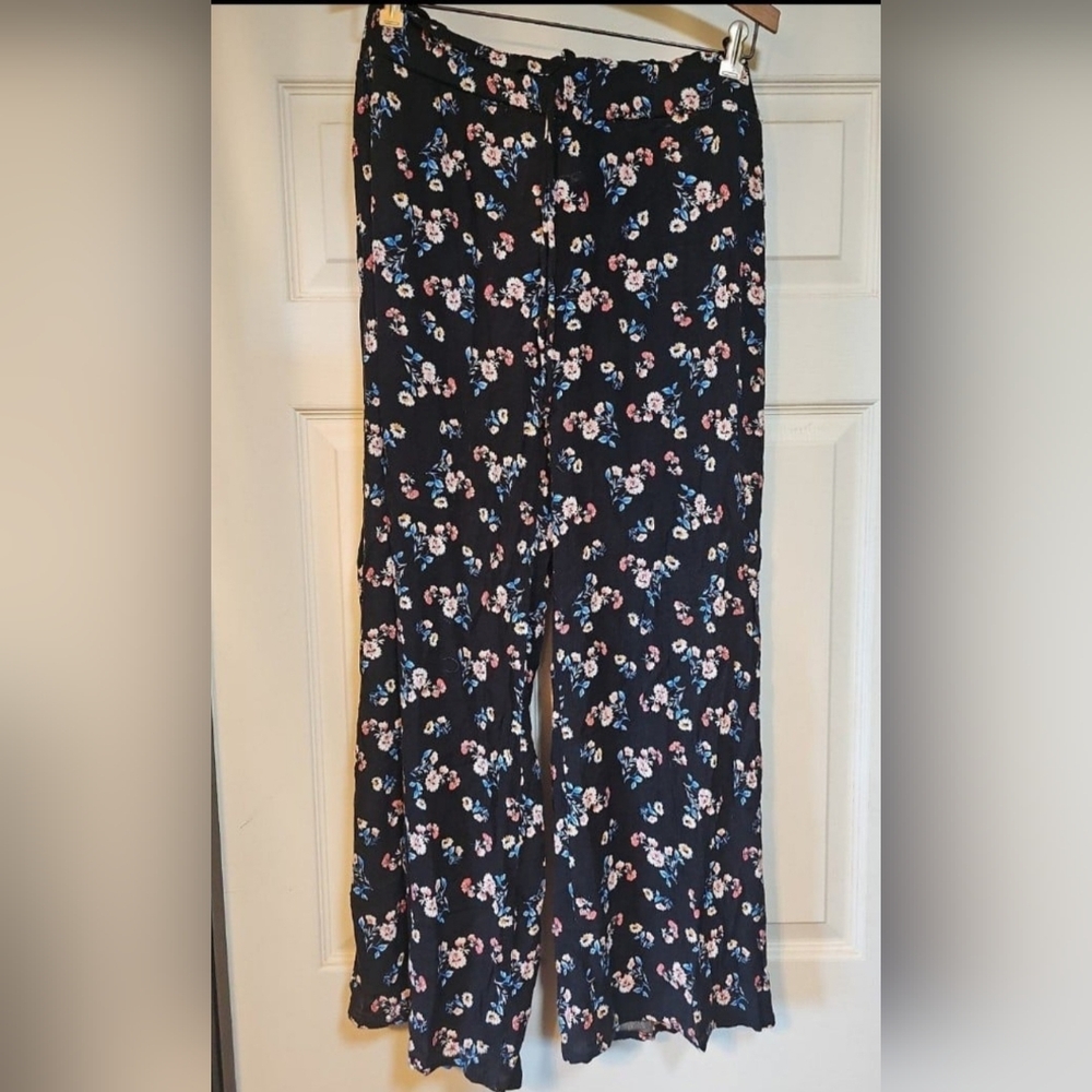 Joe B Wide Leg Boho Pants  Boho Floral Print Black Tie Waist Leg Pants Size XL